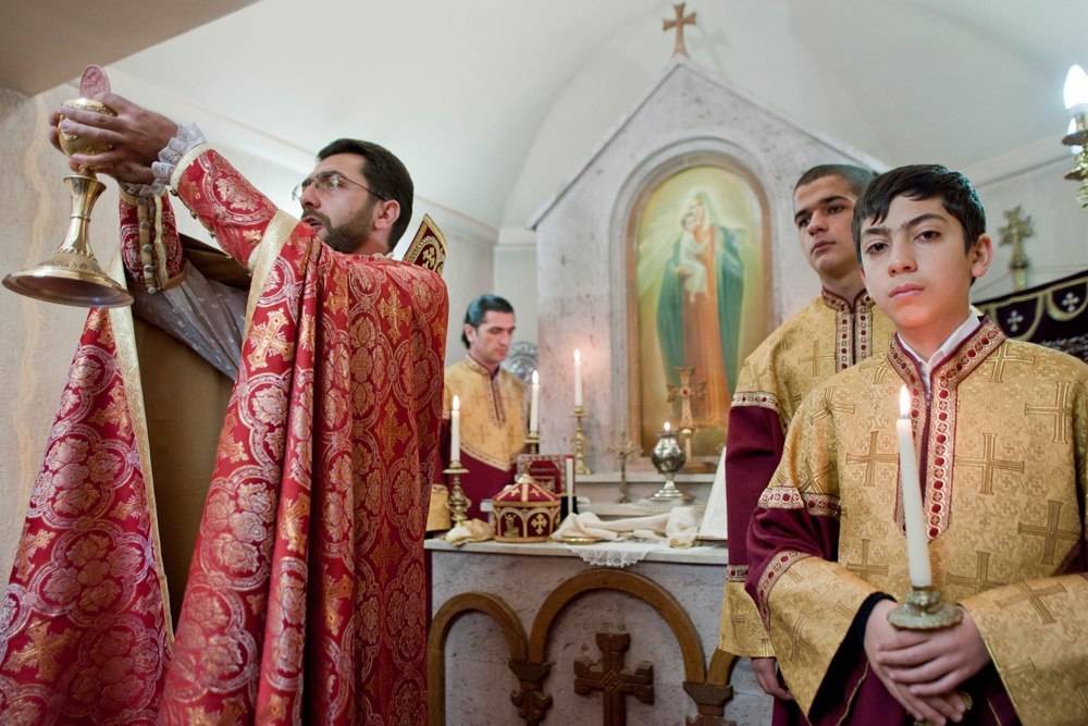 В чем уникальность и особенности армянской церкви по сравнению с русской православной - stellarsyncs.ru