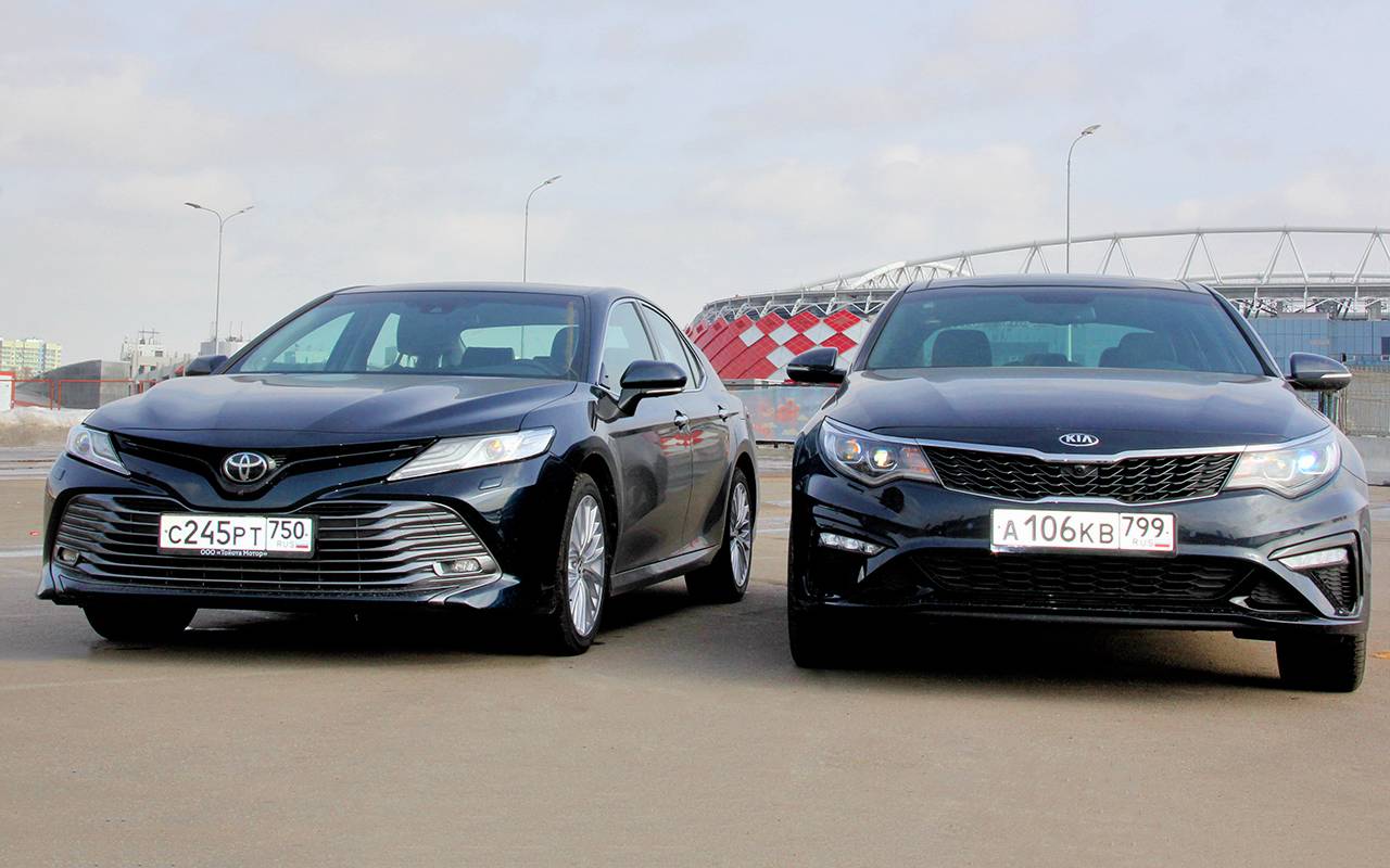 Kia k5 против toyota camry. сравниваем популярные седаны - autopeople