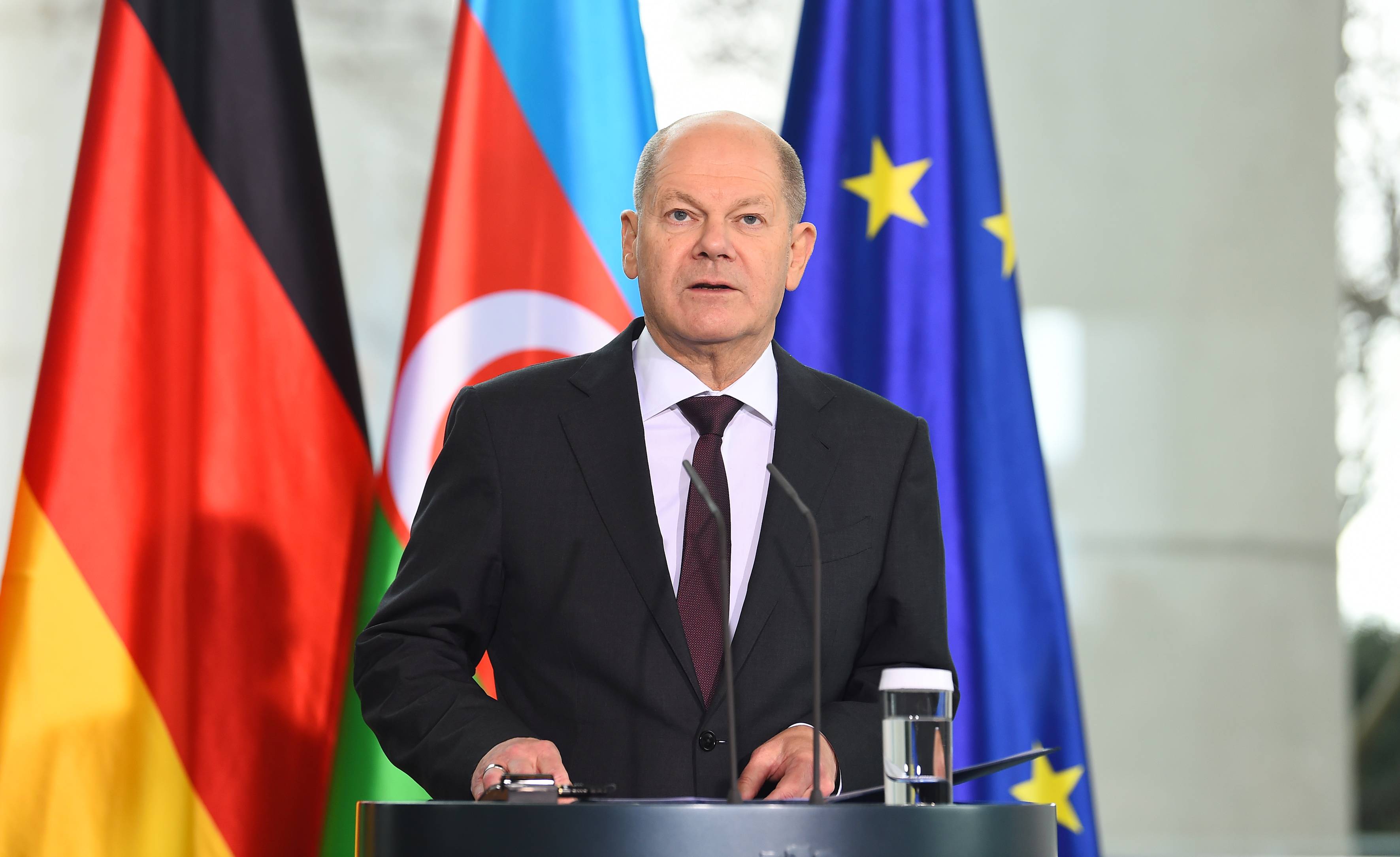 Кто важнее в германии: президент или канцлер?