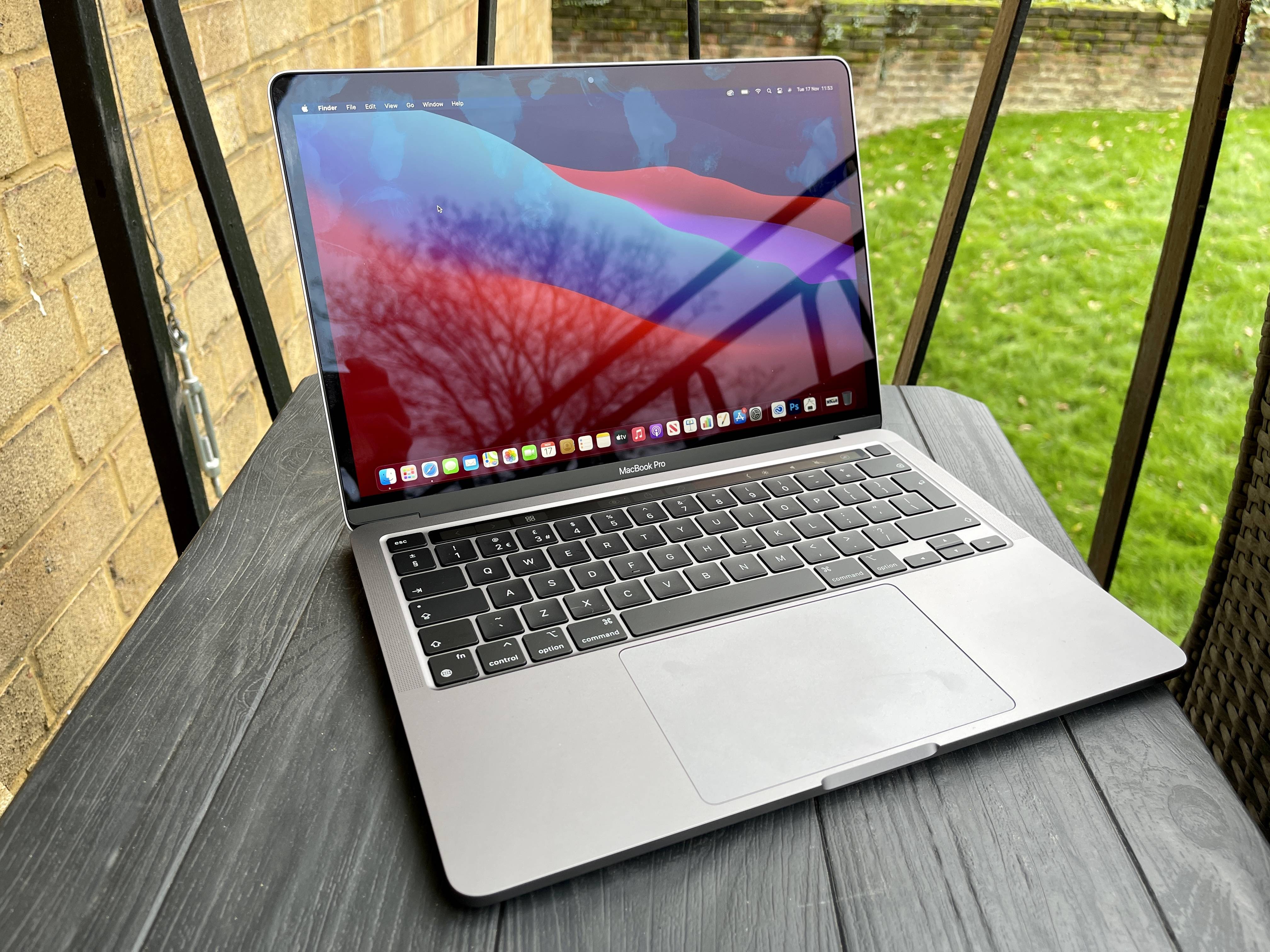 Macbook air 2020 против macbook pro 2020: какой стоит покупать? | itigic