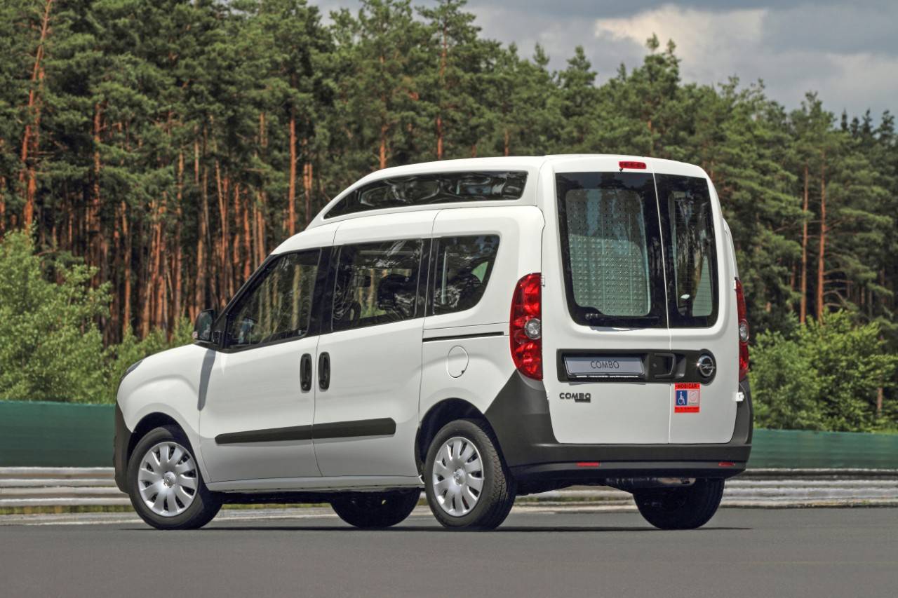 Фиат добло или ситроен берлинго что лучше – сравнительный тест peugeot partner, renault kangoo, volkswagen caddy, citroen berlingo, fiat doblo , ford tourneo connect, opel combo tour, skoda roomster —  запчасти для уаз