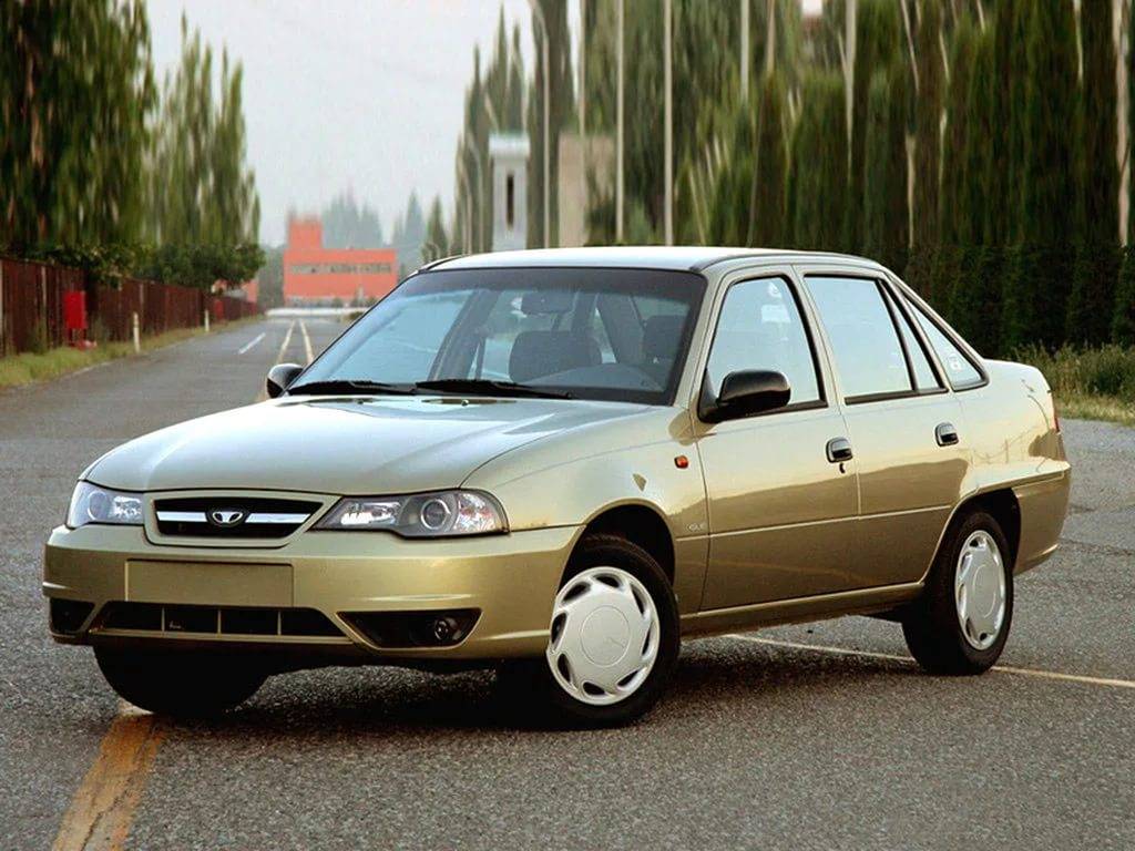 Какой автомобиль лучше: daewoo nexia или ваз-2115