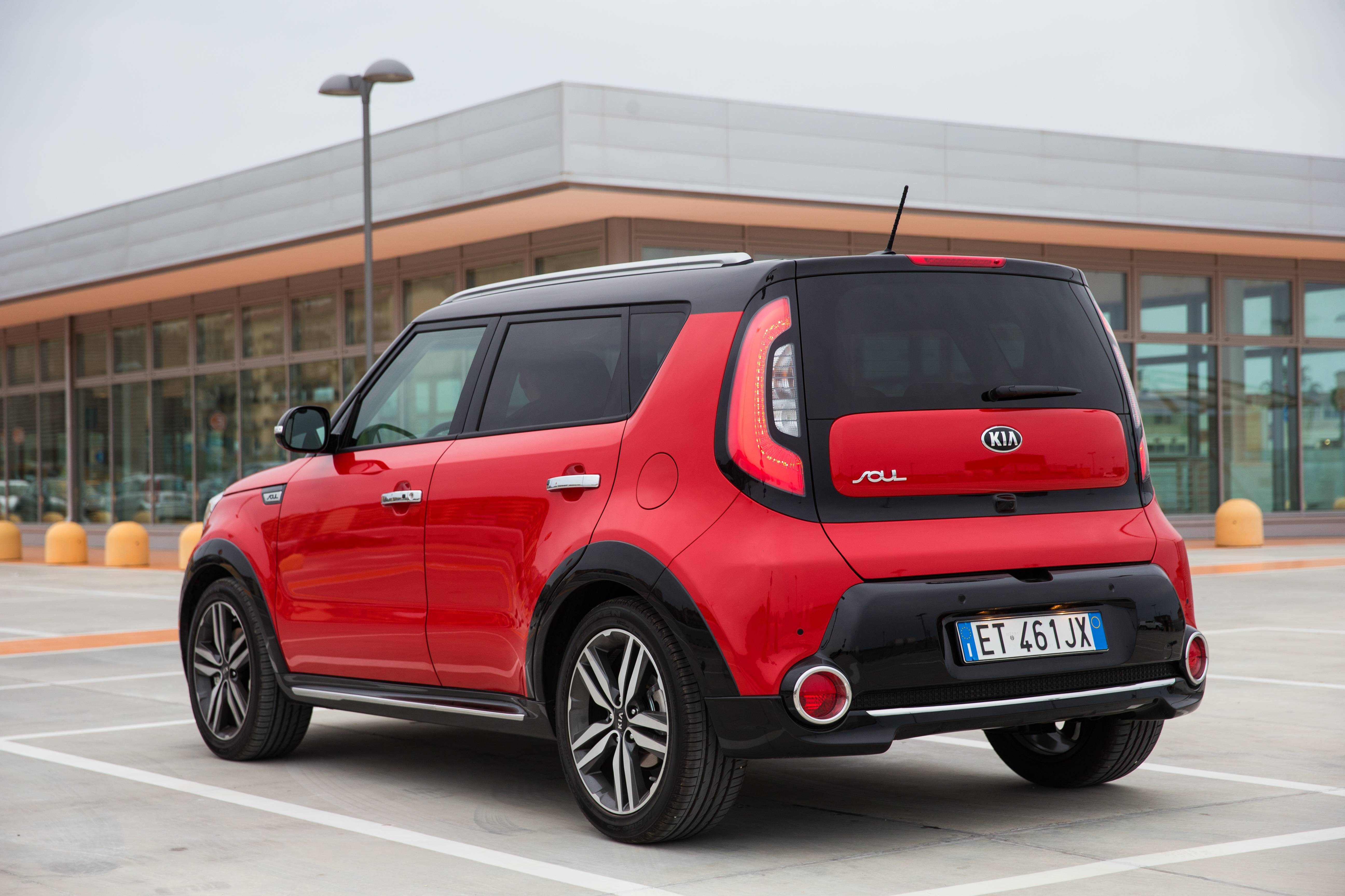 Nissan juke и kia soul что лучше?