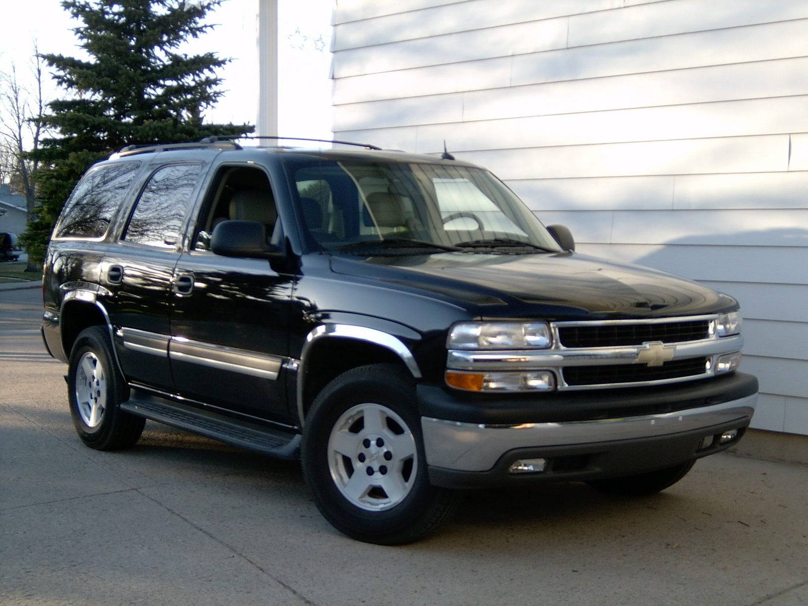 2019 ford explorer vs 2019 chevrolet tahoe | carhp