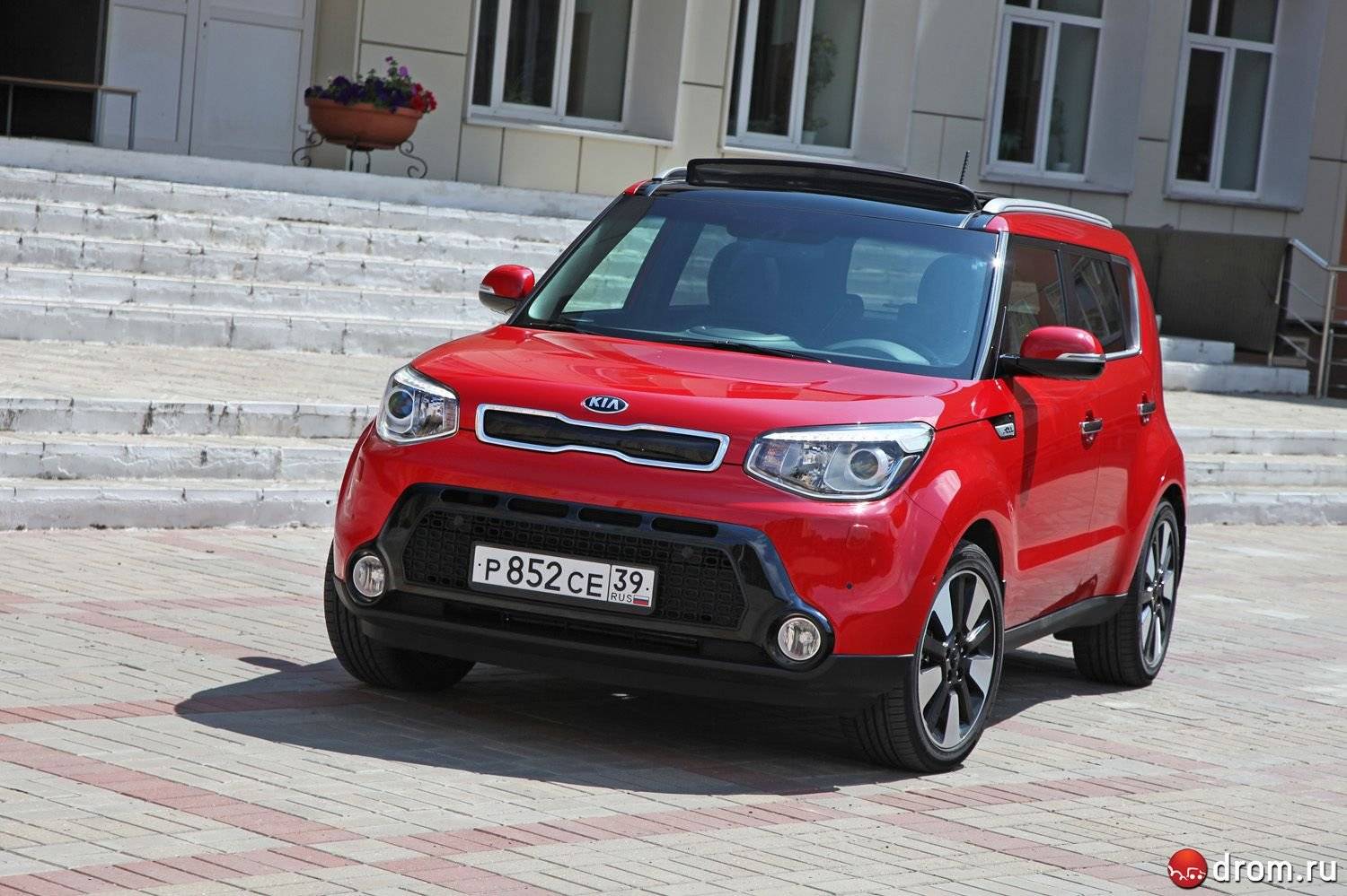 Kia soul или nissan juke — какой автомобиль лучше? | в чем разница